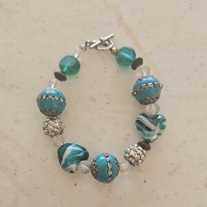 Elegant Silver and Teal Beaded Bracelet